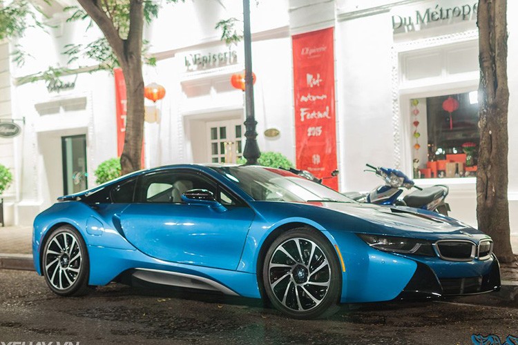 Soi sieu xe BMW i8 tien ty cua thieu gia U18 Ha Noi-Hinh-2